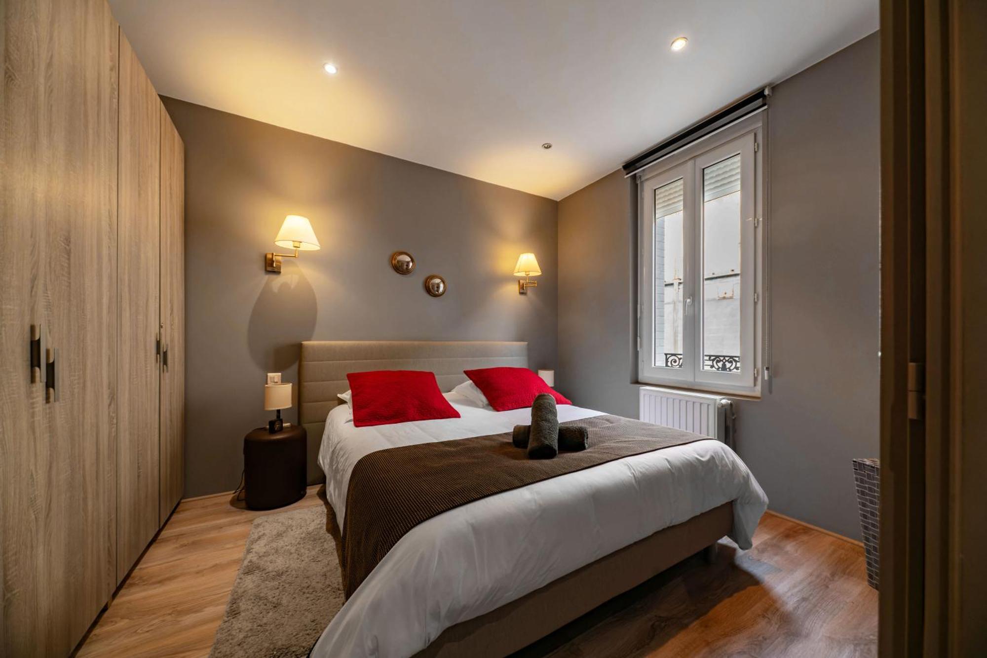 Le Vizier - Appartement Design Avec Parking En Centre Ville 비시 외부 사진